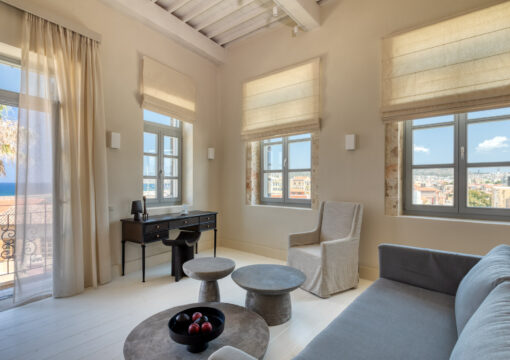 One-bedroom Suite with Old Harbor view